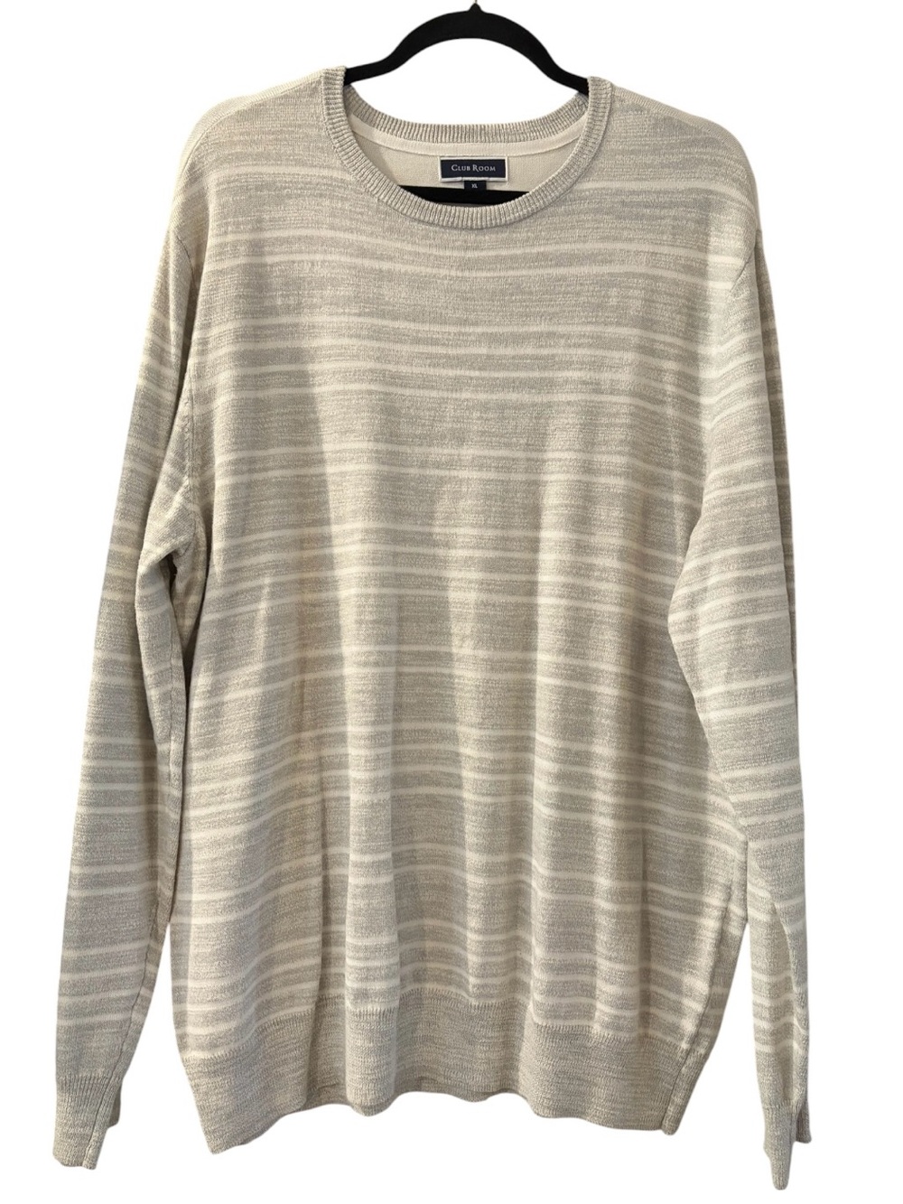 Like New! Club Room Men’s White and Gray Striped Crewneck Sweater X-Large